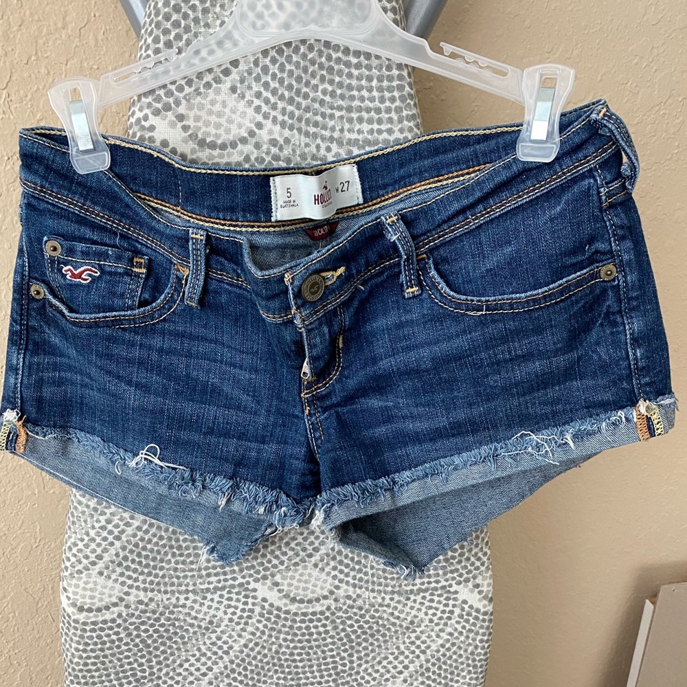 Hollister SoCal stretch shorts.